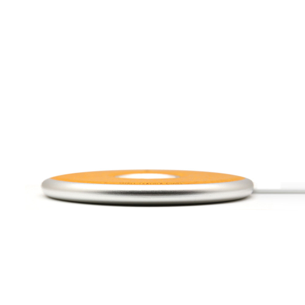 D6 Italian Minerva Box Leather Flat Station for Apple Watch Tan