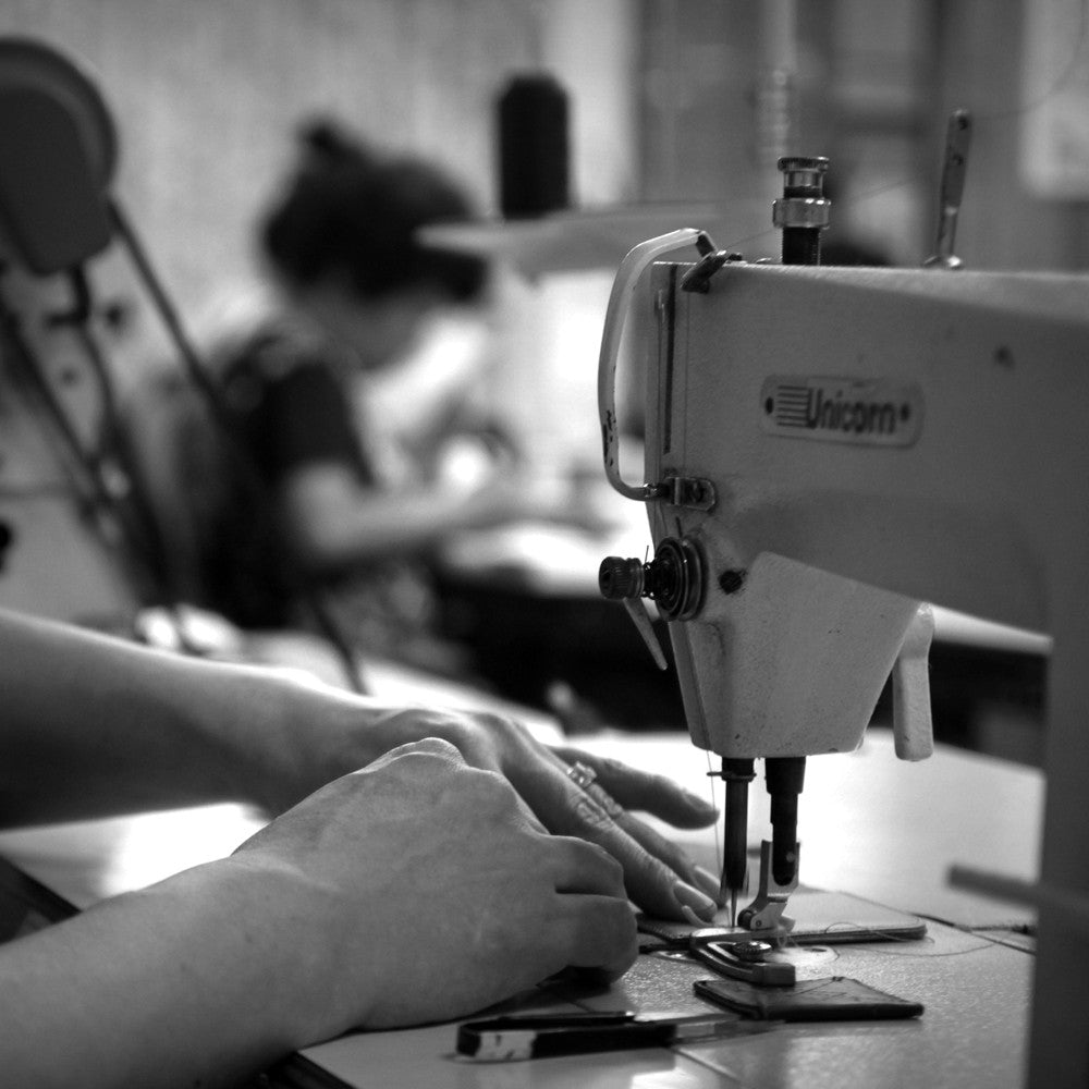 D5 Calf Skin Leather Case for iPhone 6 / 6s Plus Gray