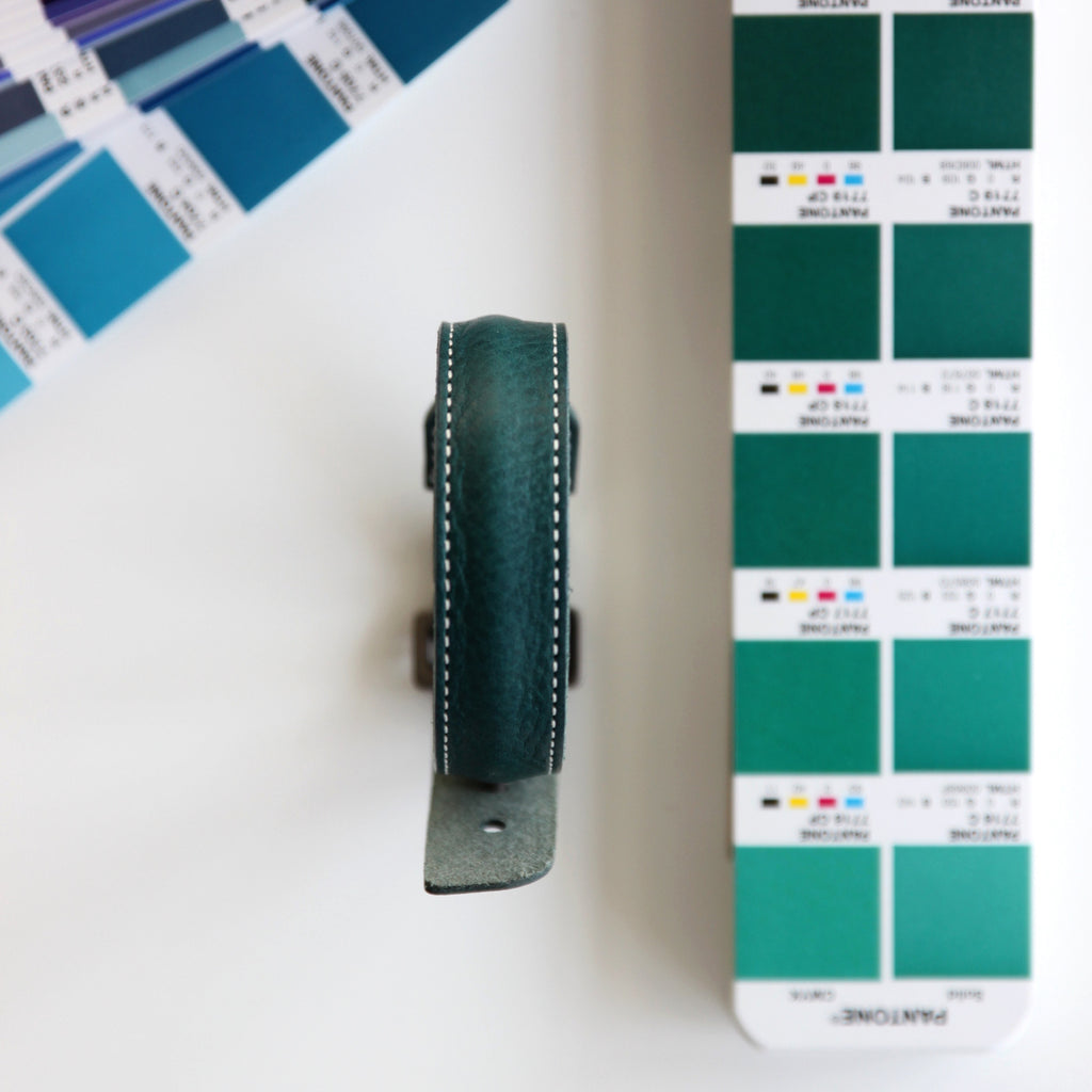 D6 Italian Minerva Box Leather Bracelet Cable Black