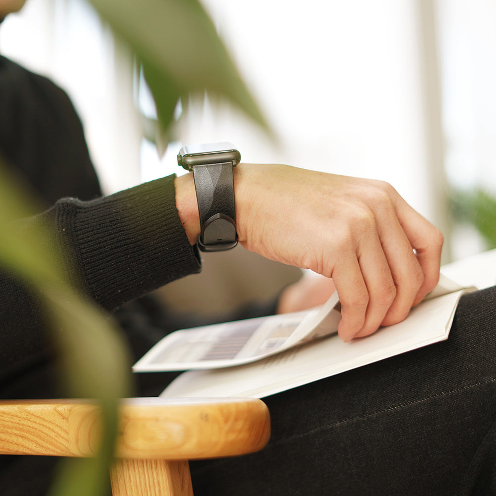 D9 Italian Camo Leather Strap for Apple Watch SE, ULTRA 2, Series 1-9 42/44/45/49mm (Black)