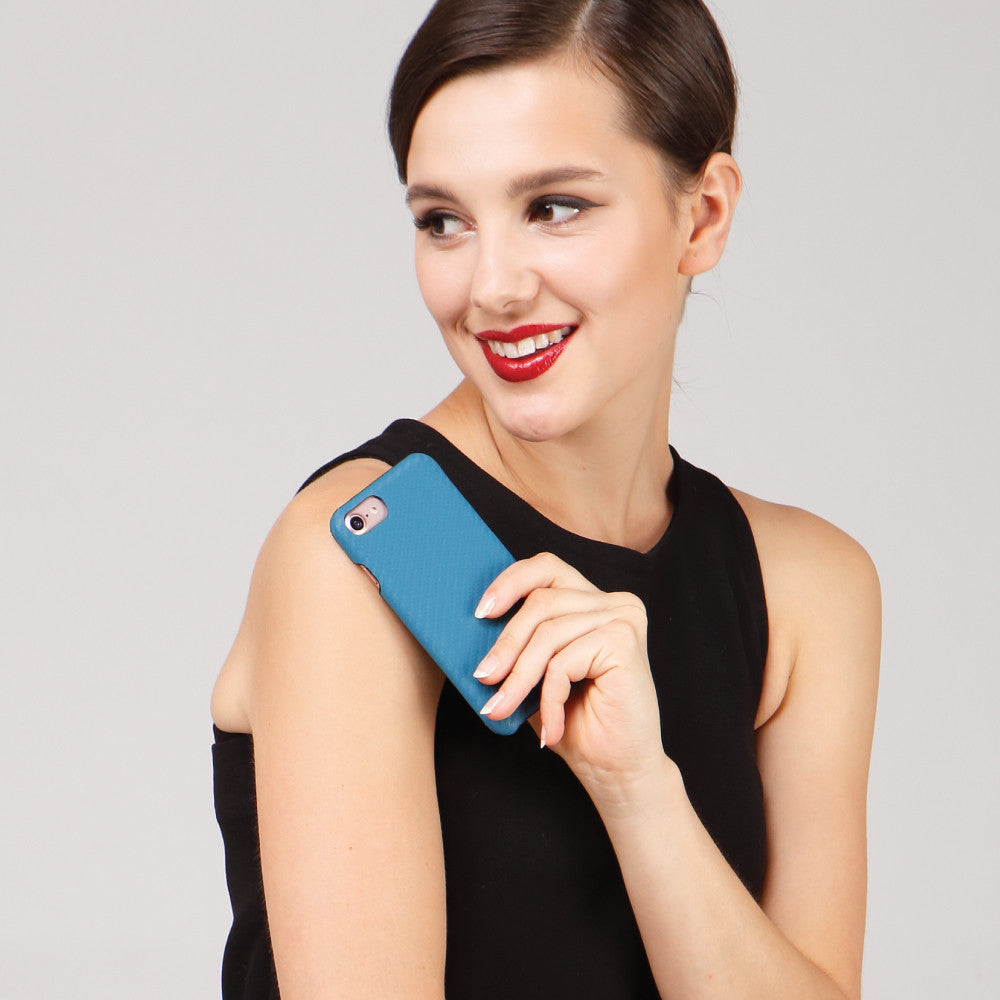 D+ Italian Carbon Leather Back Case for iPhone 8 / 7 / SE 2020 (Black)